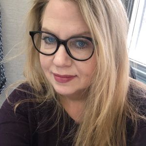 Meet your Posher, Andrea